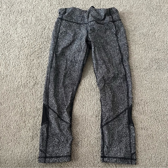 LULULEMON Pace Rival Crop Pants - Picture 1 of 4